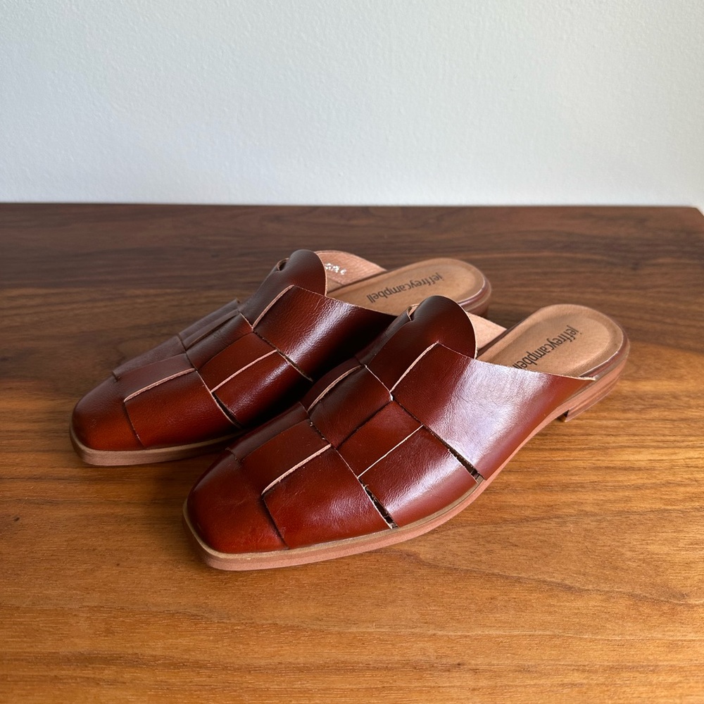 LIKE NEW - Leather Flats - Jeffrey Campbell Eastin Mules
